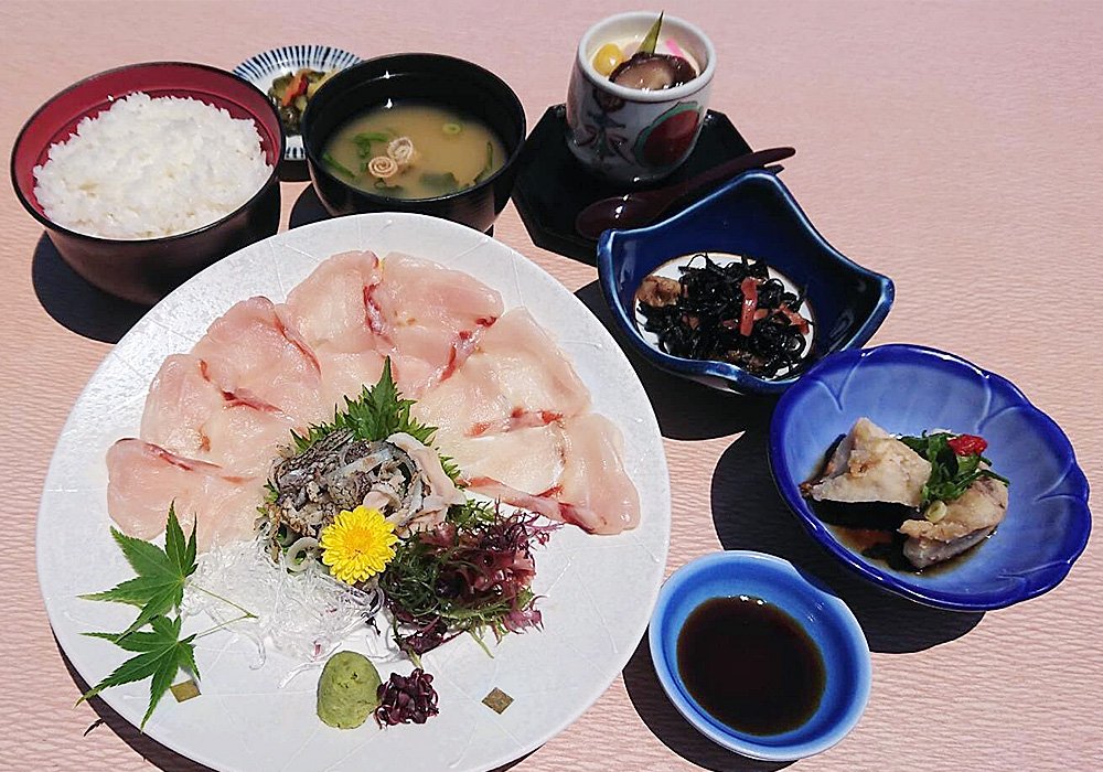 休憩 道の駅 多々羅しまなみ公園 이미지 4